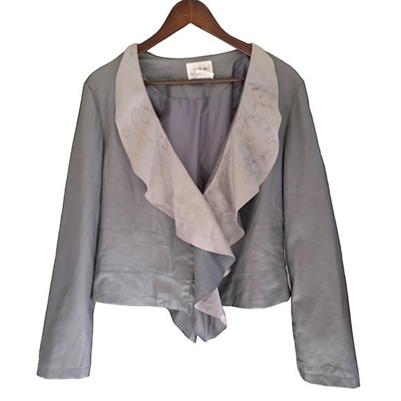 NEW LAL Gray Leather Jacket Size Large Vegan Cropped Deep V Neck Ruffled Lapel - Picture 1 of 7